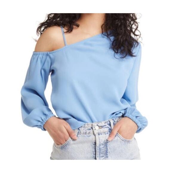 New ~ OPEN EDIT ~  Beautiful Pleated Asymmetric Top Size XS - Picture 1 of 8